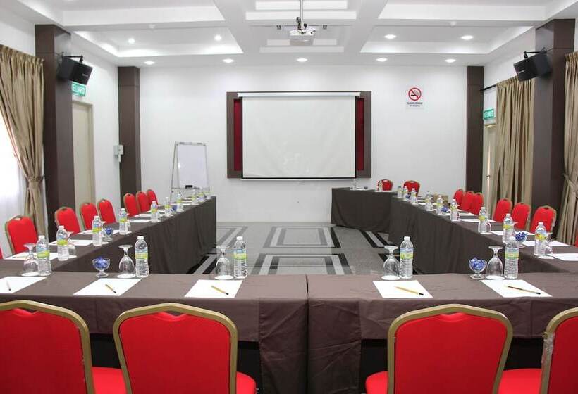 هتل Beruang Hill Resort