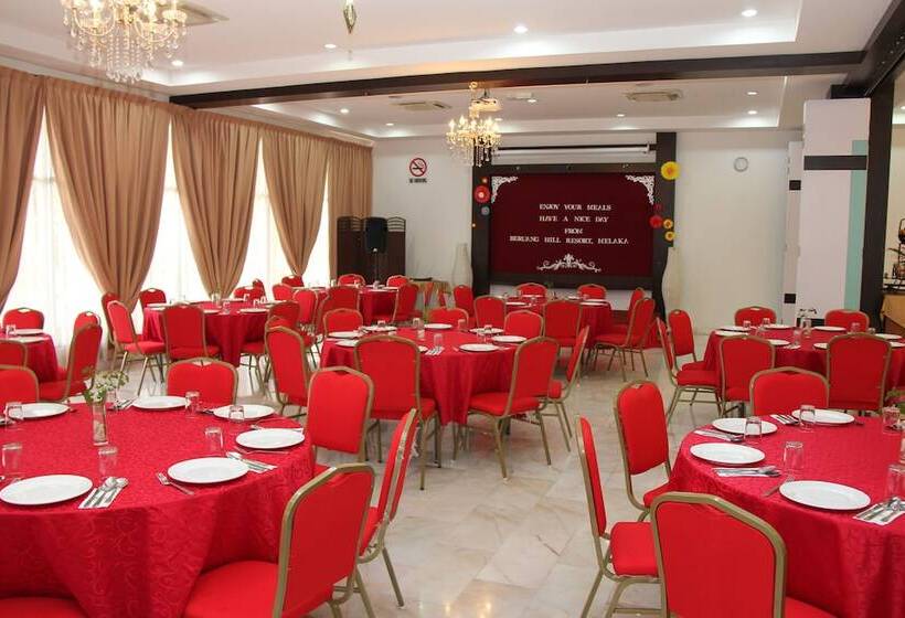 هتل Beruang Hill Resort