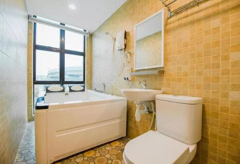 Hotelli Lavender Inn Usj