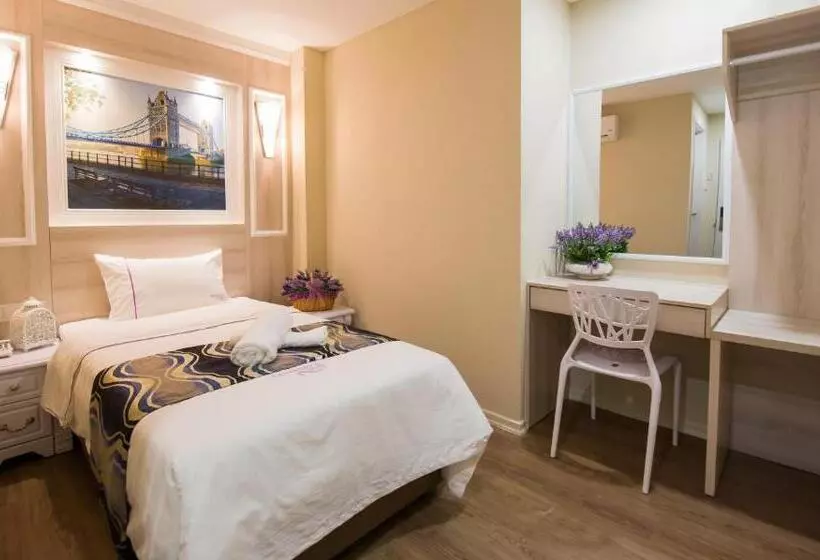 Hotelli Lavender Inn Usj