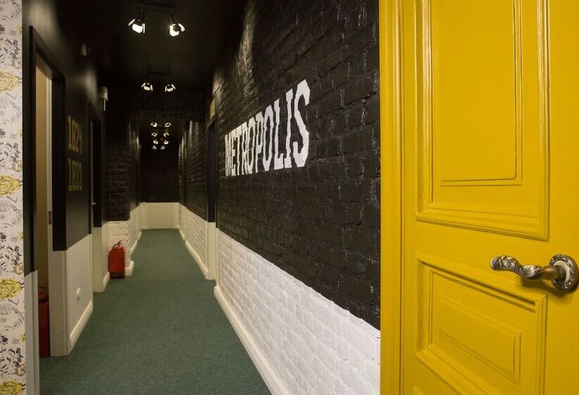Hotel Metropolis