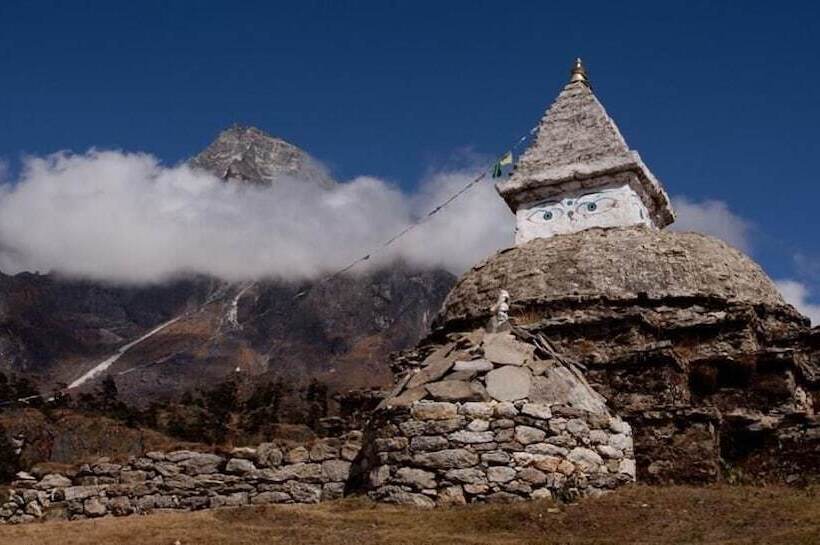 Отель Mountain Lodges Of Nepal Namche