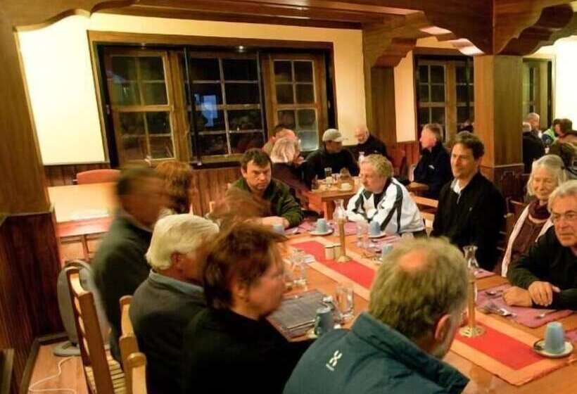 Отель Mountain Lodges Of Nepal Namche