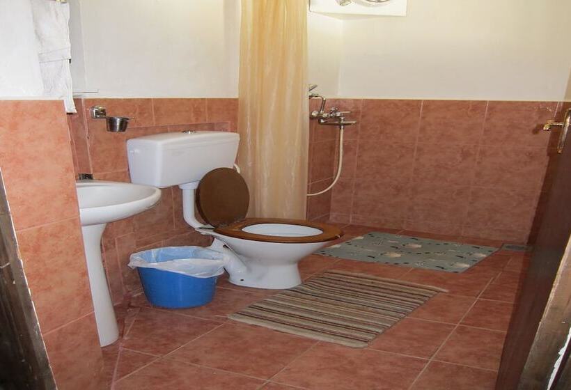 Отель Mountain Lodges Of Nepal Namche