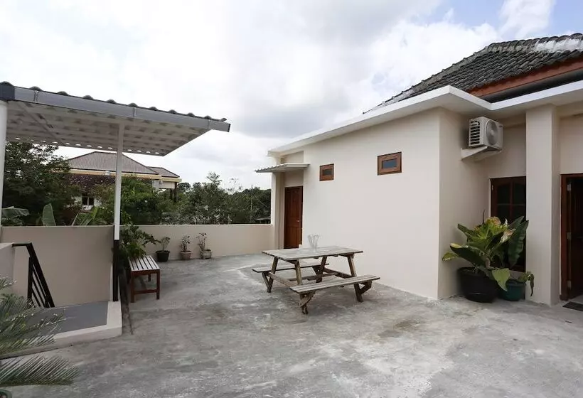 Hotelli Reddoorz @ Condong Catur 3