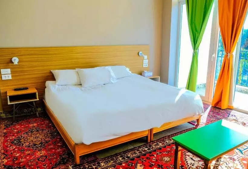 پانسیون Damask Rose, Lebanese Guest House