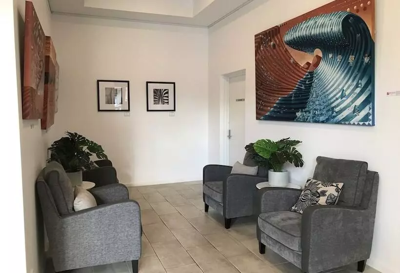 The Palms Apartments