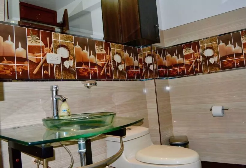 Comodo Y Seguro Homestay