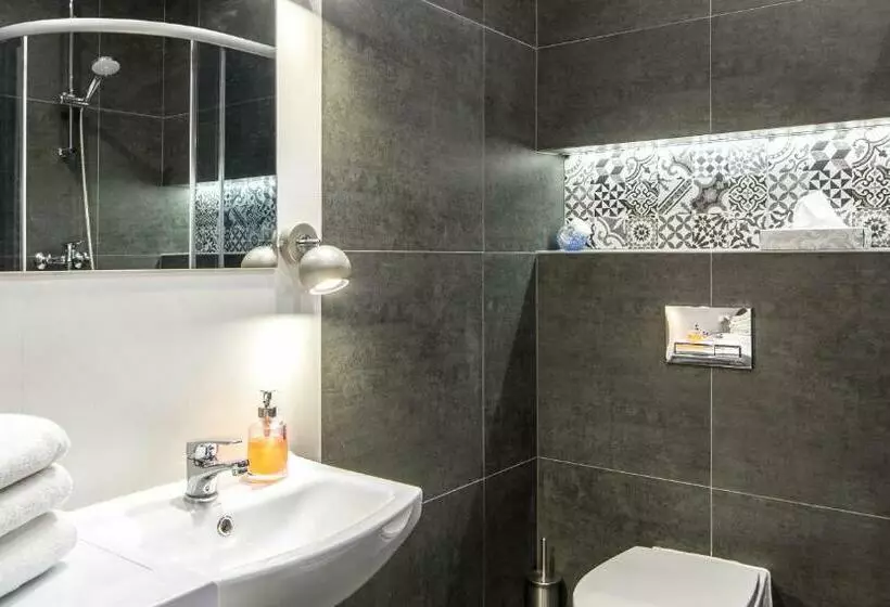 Green Garden Residence