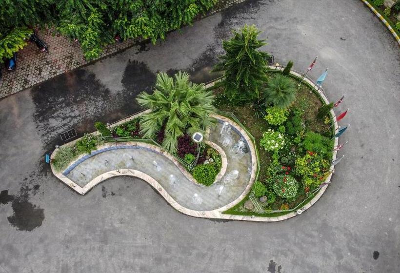 هتل Bharatpur Garden Resort