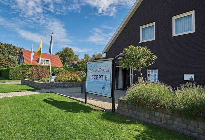 Отель Vakantiepark Hof Van Zeeland