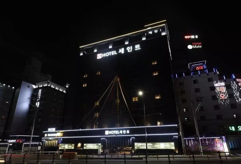 ホテル Suwon Neo