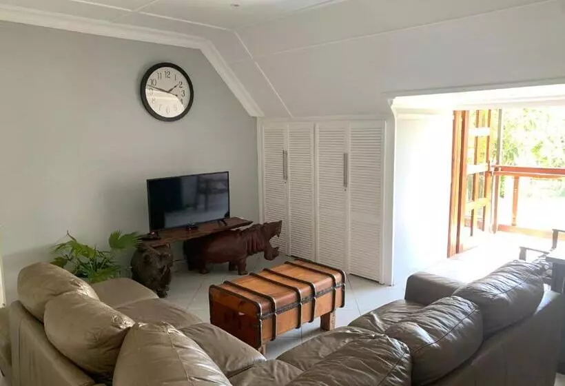 Hotelli Umtamvuna River Lodge