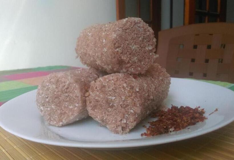 پانسیون Aluthgedara Guest House