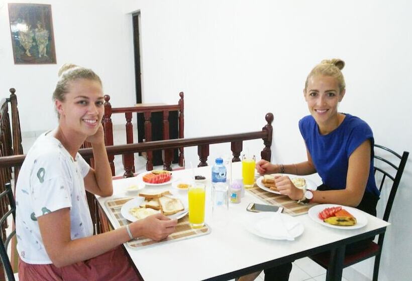 פנסיון Cloud Inn Kandy Homestay