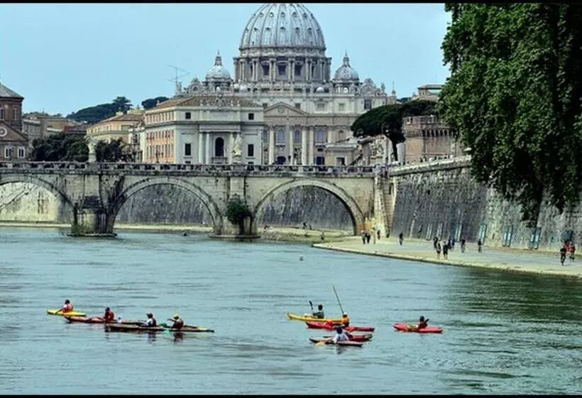 پانسیون My Bed Vatican Museum