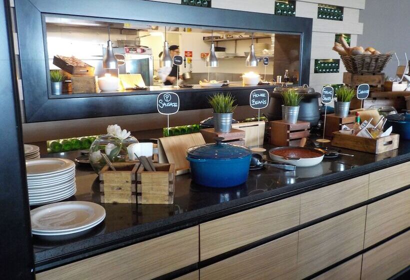 Soul On The Esplanade   Hr Surfers Paradise