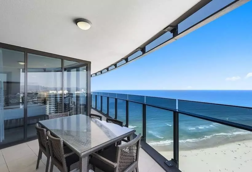 Soul On The Esplanade   Hr Surfers Paradise