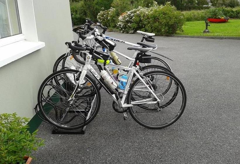 The Rose Garden Bed & Breakfast And Cafe