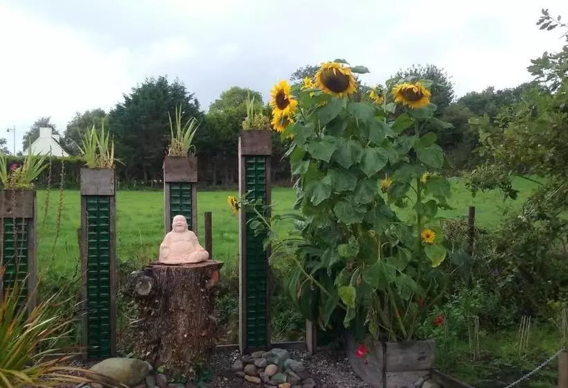 The Rose Garden Bed & Breakfast And Cafe