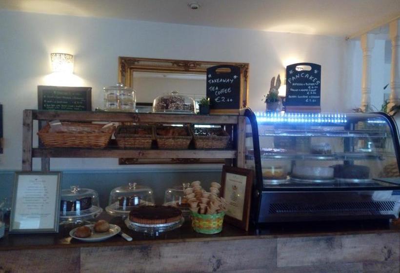 The Rose Garden Bed & Breakfast And Cafe