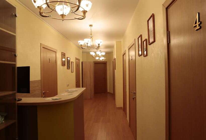 Voskresenskii Hostel