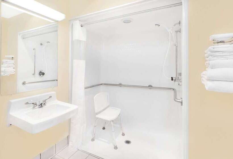 Szálloda Baymont By Wyndham Port Huron