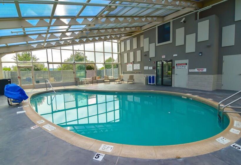 Best Western Plus Lafayette Hotel University Area