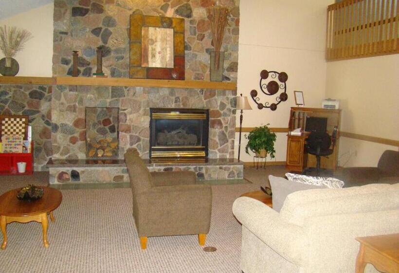 Boarders Inn & Suites By Cobblestone Hotels   Faribault