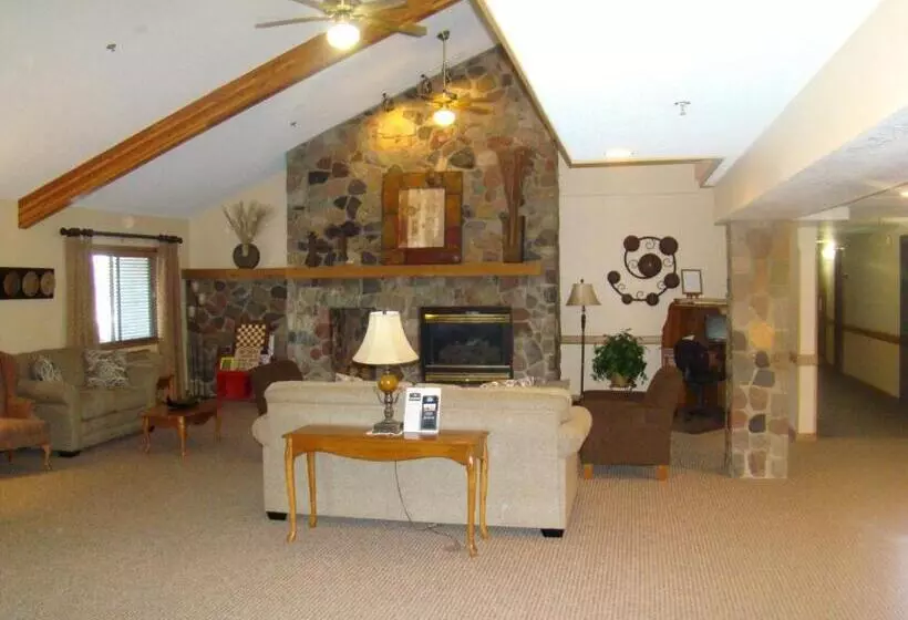 Boarders Inn & Suites By Cobblestone Hotels Faribault