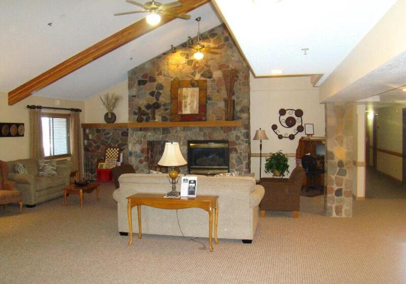 Boarders Inn & Suites By Cobblestone Hotels   Faribault