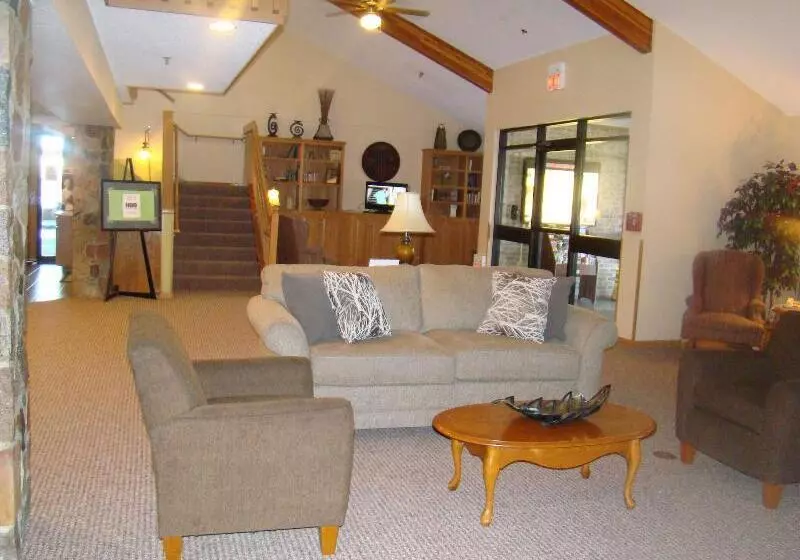 Boarders Inn & Suites By Cobblestone Hotels Faribault