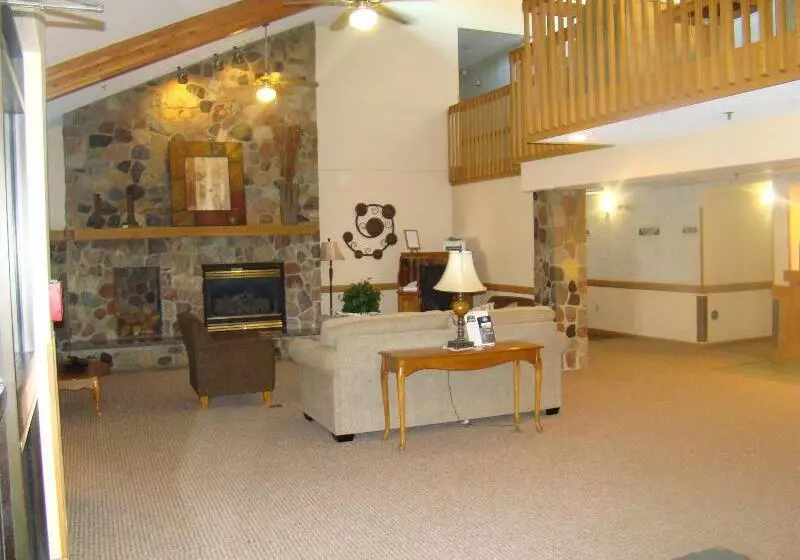 Boarders Inn & Suites By Cobblestone Hotels Faribault