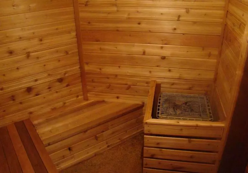 Boarders Inn & Suites By Cobblestone Hotels Faribault