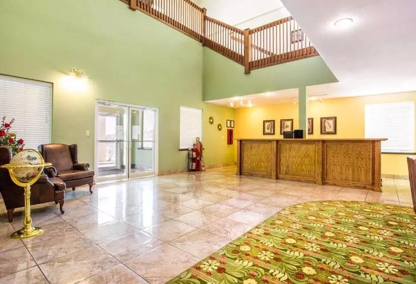 هتل Brookwood Inn Branson