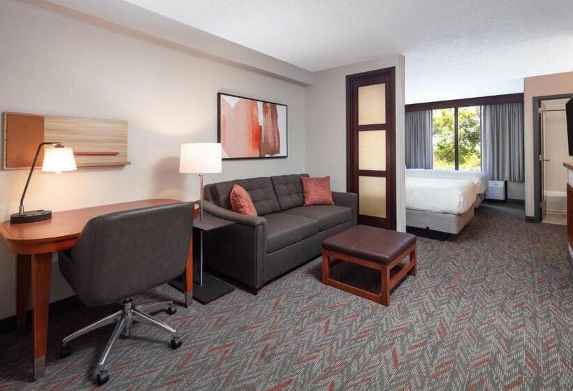Otel Candlewood Suites Birmingham Inverness, An Ihg