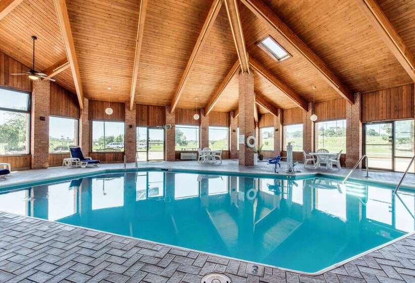 فندق Quality Inn