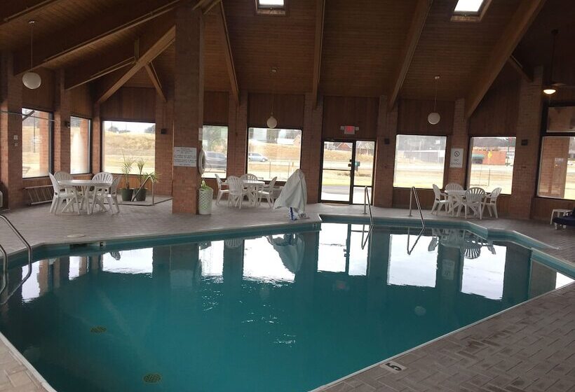 فندق Quality Inn