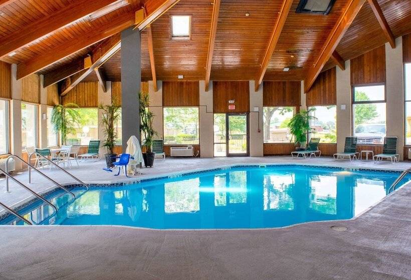 هتل Quality Inn Plainfield Indianapolis West