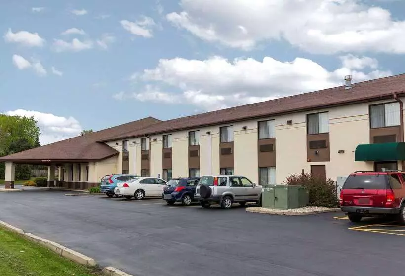 Отель Quality Inn Sycamore   Dekalb