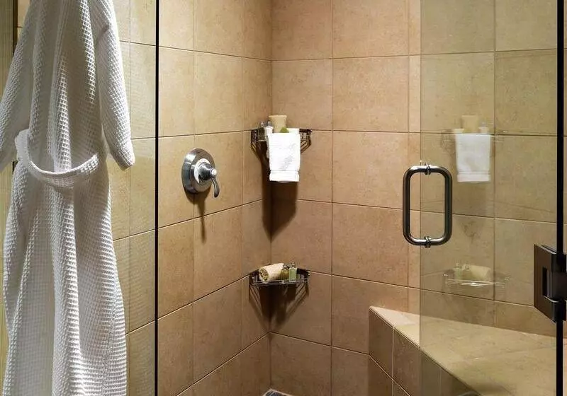 The Hotel At Auburn University