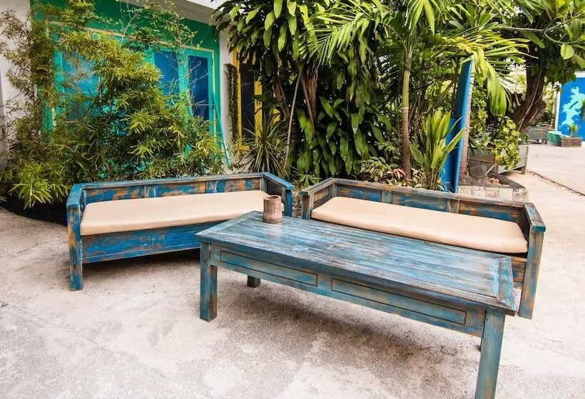 هاستل Dragon Dive Komodo Dive Resort