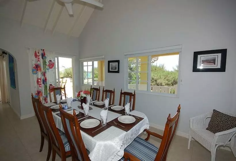 Arawak By The Sea, Silver Sands Jamaica Villas 4br