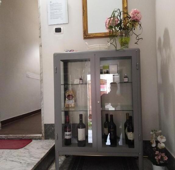 Domus Al Corso Con Servizio B&b