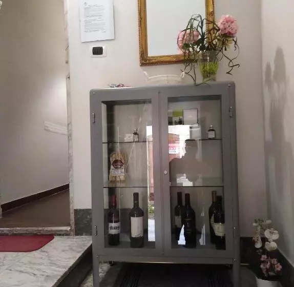 Domus Al Corso Con Servizio B&b