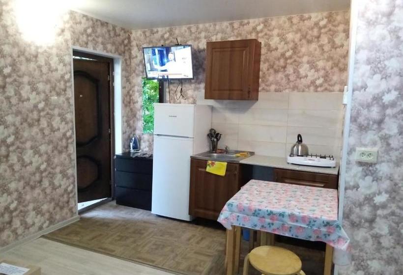 Guest House On Pyatigorskaya Street