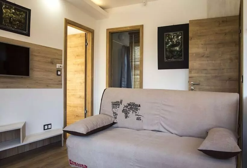 هتل Naturasort Holiday Houses