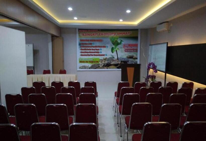 酒店 Parma Pekanbaru