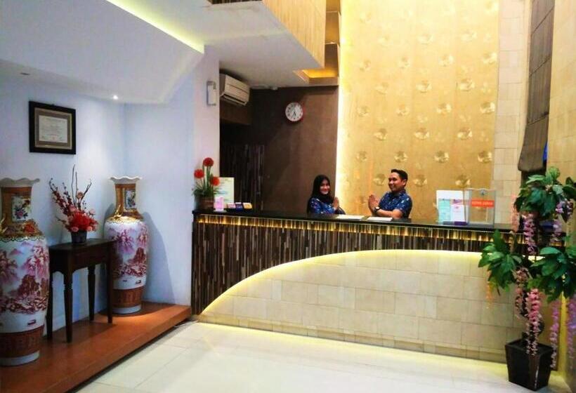 酒店 Parma Pekanbaru