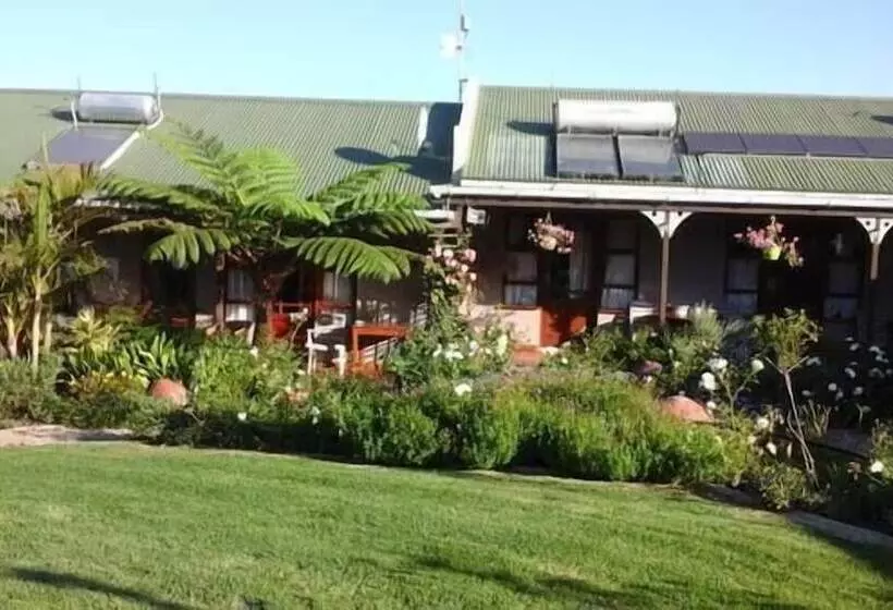پانسیون African Sun Guest House
